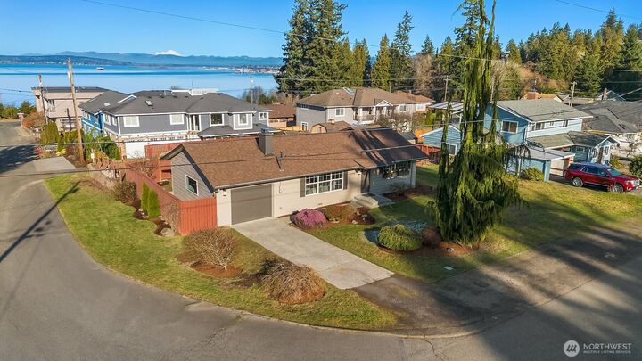 Property Photo:  1719  Bailey Avenue  WA 98203 