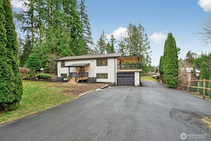 Property Photo:  1692  Oak Ridge Dr  WA 98282 