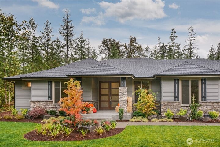 Property Photo:  31248  218th Place SE  WA 98010 