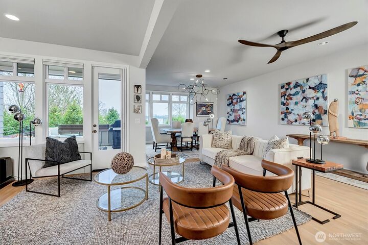 Property Photo:  8627  112th Lane NE  WA 98033 