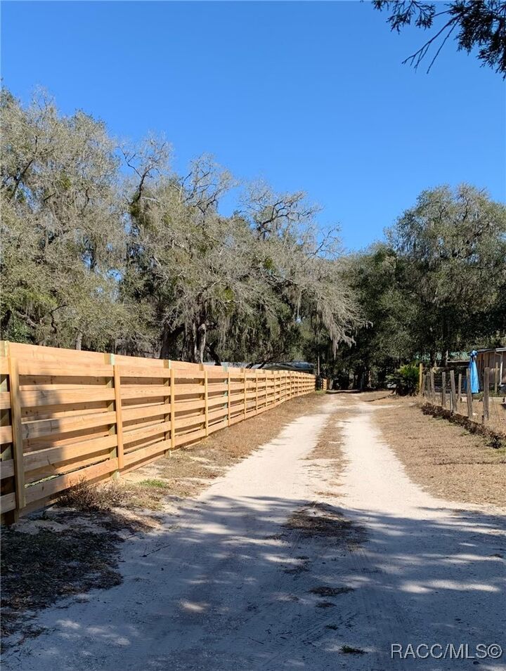 Property Photo: 8832 E Freeman Court FL 34436