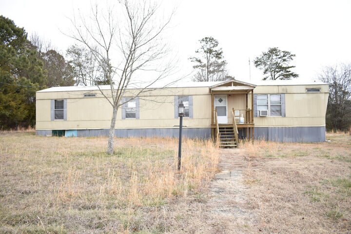 Property Photo:  315 County Road 617  TN 37303 