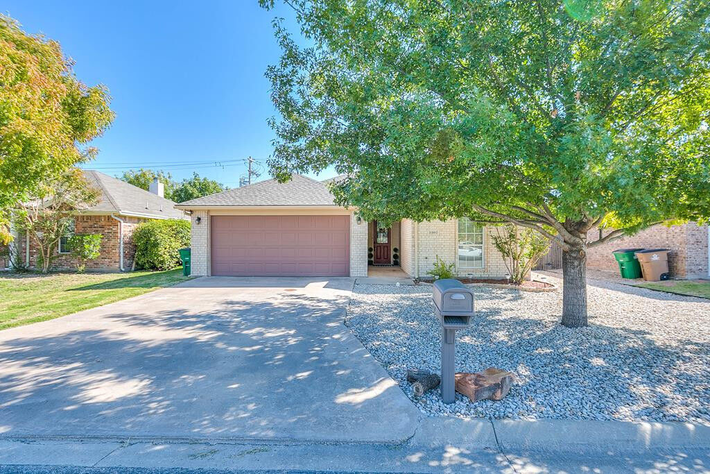 Property Photo: 3302 Edgewood Drive TX 76903