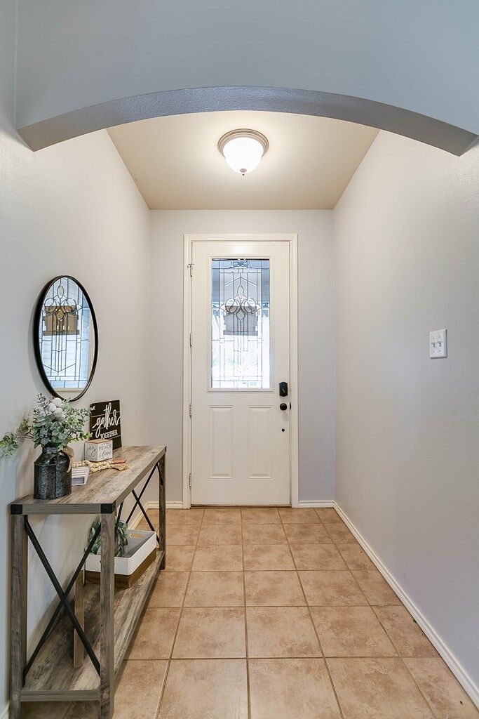 Property Photo:  3302 Edgewood Dr  TX 76903 