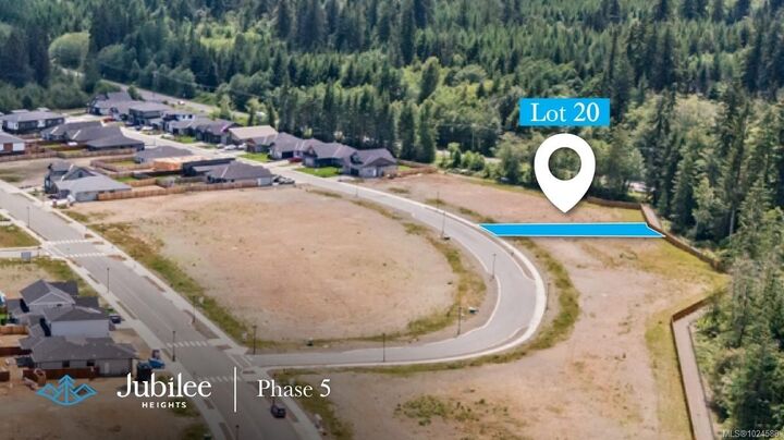 739 Salmonberry St — photo 1