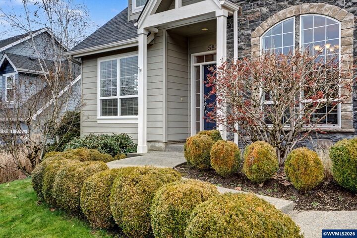 Property Photo:  5830 Pikes Pass St SE  OR 97306 