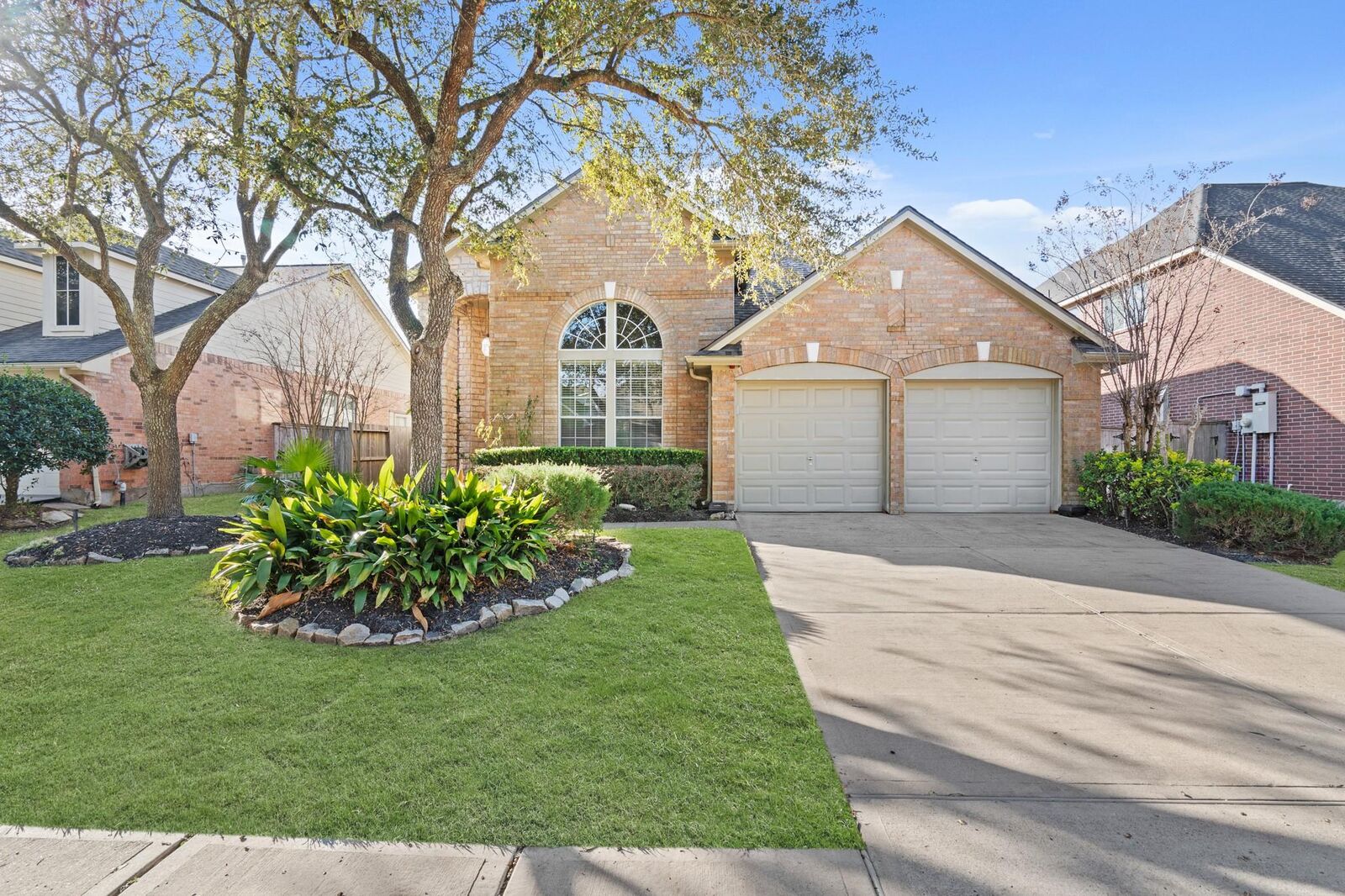 Property Photo:  5819 Brook Bend Drive  TX 77479 