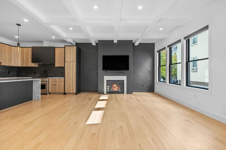 Property Photo:  1917 Commonwealth Ave 1917  MA 02466 