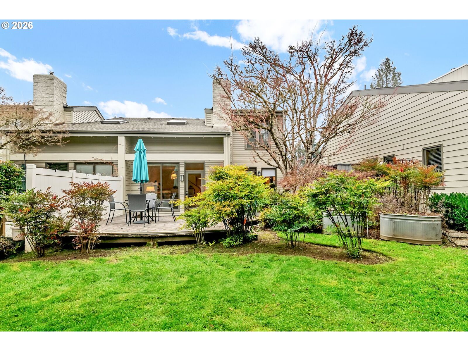 Property Photo:  2036 Eastwood Ln  OR 97401 