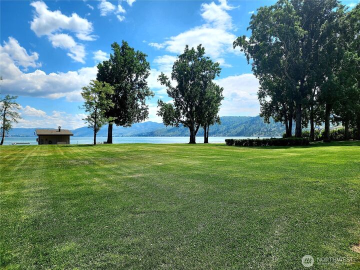 Property Photo:  1  Beach 534-O  WA 98831 