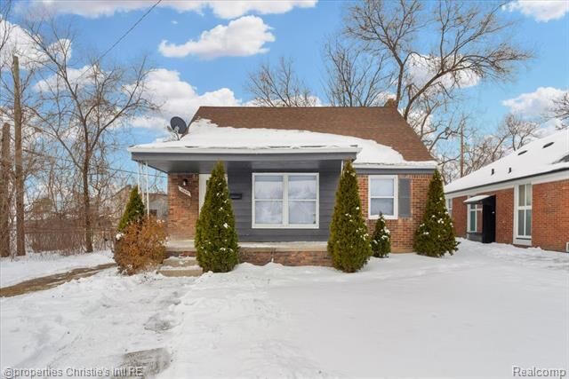 Property Photo:  19445 Hubbell Street  MI 48235 