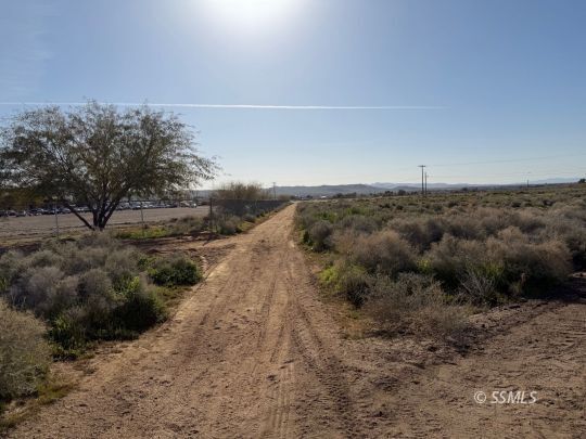 Property Photo:  Richmond 343-014-14 Rd  CA 93555 