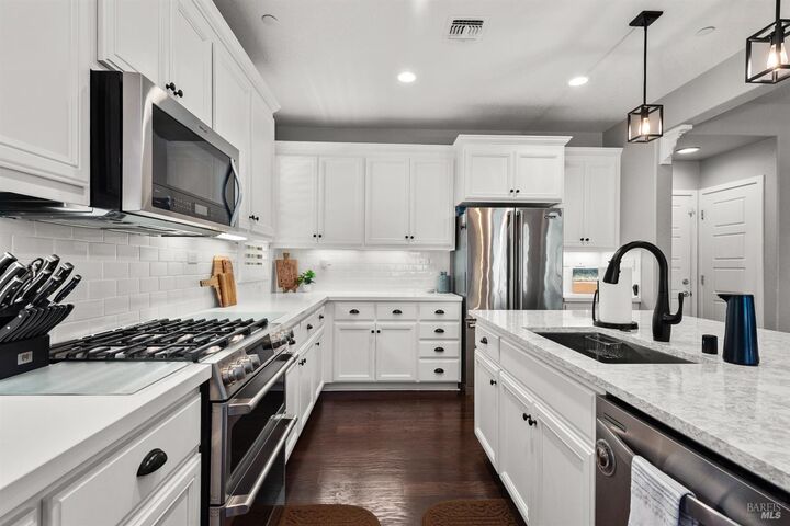 Property Photo:  5453 Kaitlyn Place  CA 94928 