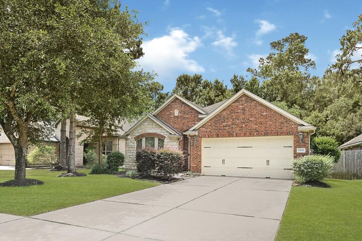 Property Photo:  12818 Bridle Springs Lane  TX 77044 