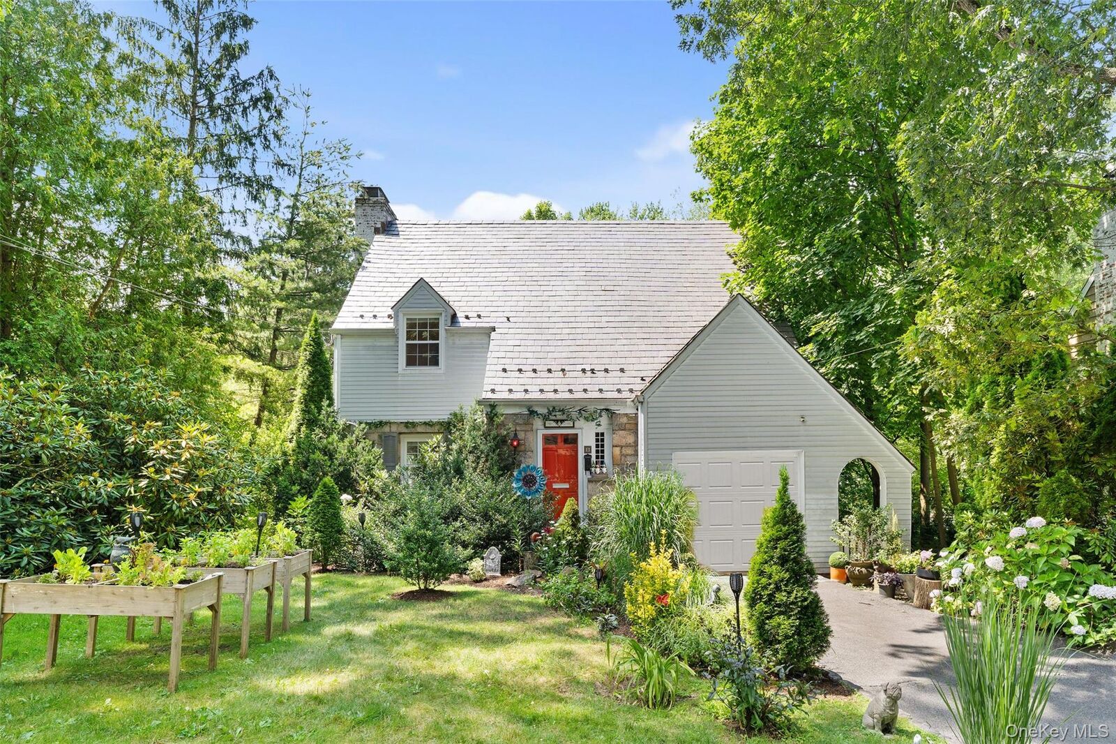 Property Photo:  5 Coralyn Road  NY 10583 