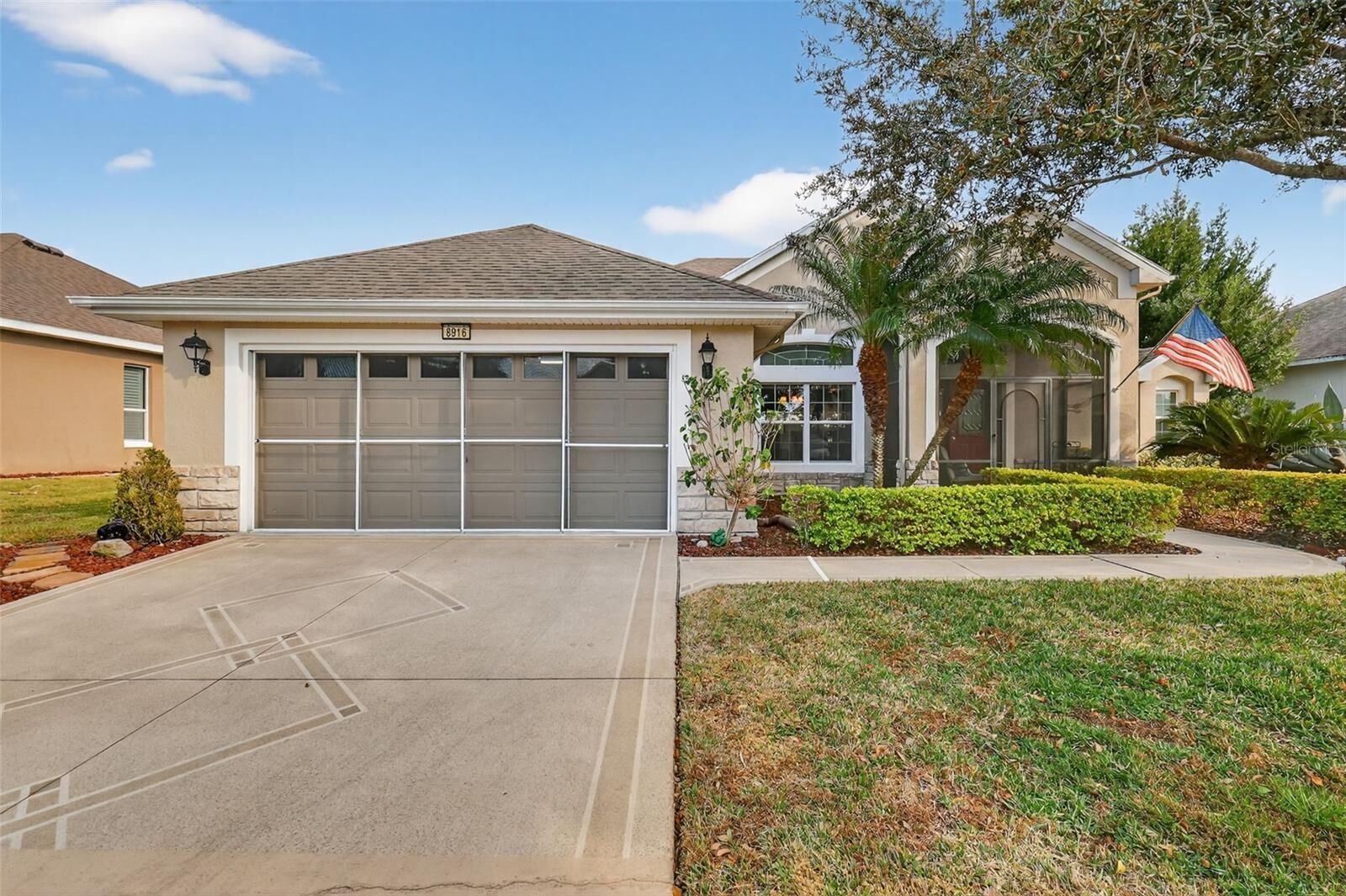 Property Photo:  8916 Bridgeport Bay Circle  FL 32757 