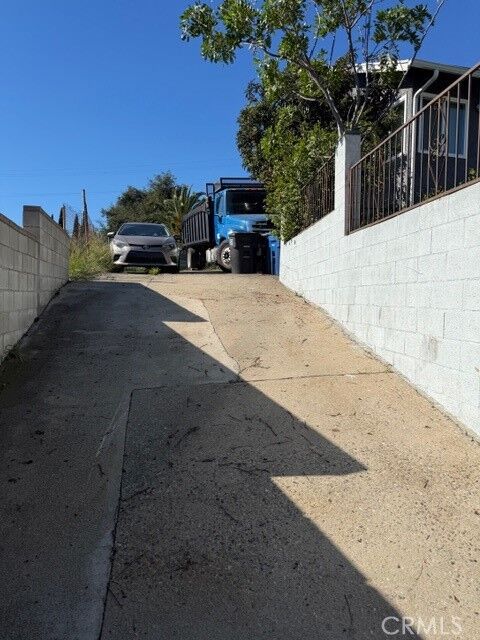 Property Photo:  727 N Hazard Avenue  CA 90063 