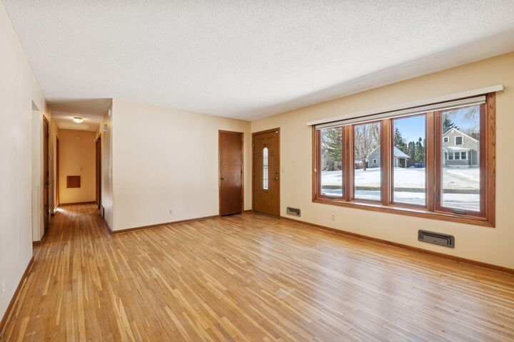 Property Photo:  10817 Xerxes Avenue S  MN 55431 