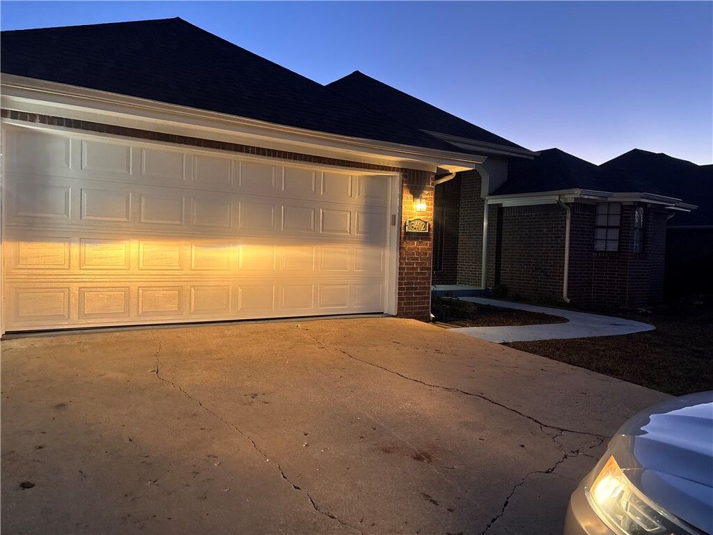 Property Photo:  3402 W Center Street  AR 72756 