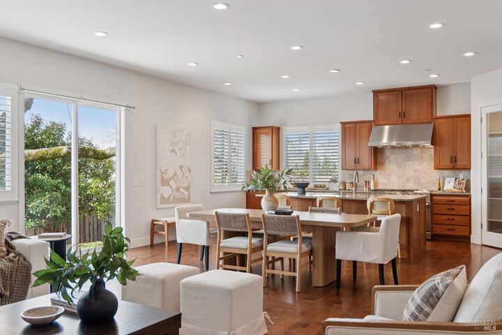 Property Photo:  5677 Eastlake Drive  CA 95409 