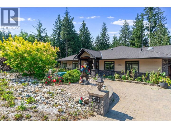 Property Photo: 2762 Glenview Road BC V0E 1H1