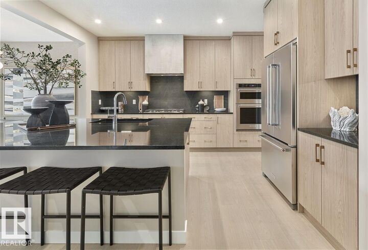 Property Photo:  17519 7 Street NE  AB T5Y 4K3 