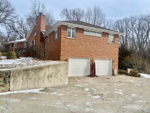 Property Photo:  111 Oak Street  IL 61320 