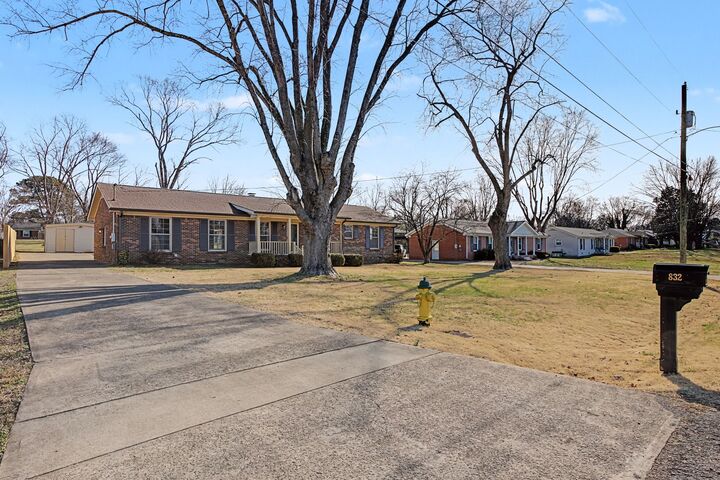 Property Photo:  832 Britton Ave  TN 37066 