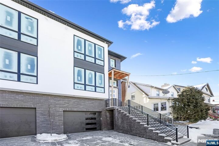 Property Photo:  762 Williams Place B  NJ 07010 