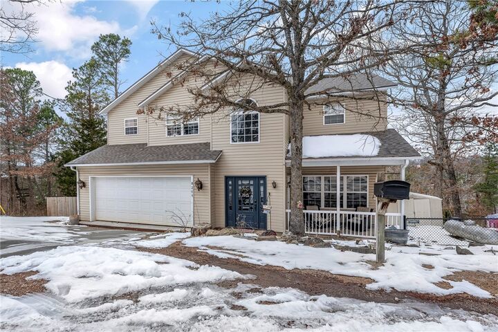 Property Photo:  8211 Chestnut Drive  AR 72756 