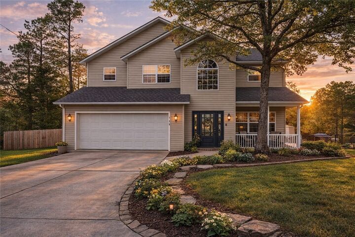 Property Photo:  8211 Chestnut Drive  AR 72756 