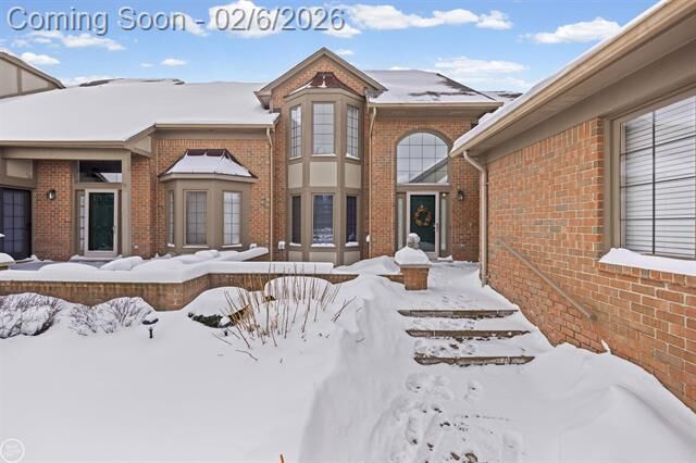 Property Photo:  2800 Marissa Way  MI 48316 