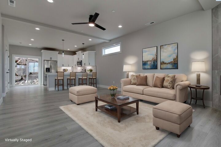 Property Photo:  790 Rio Vista Loop Lot44  WA 99352 