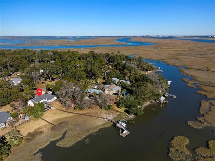 Property Photo:  97504 Pirates Way  FL 32034 