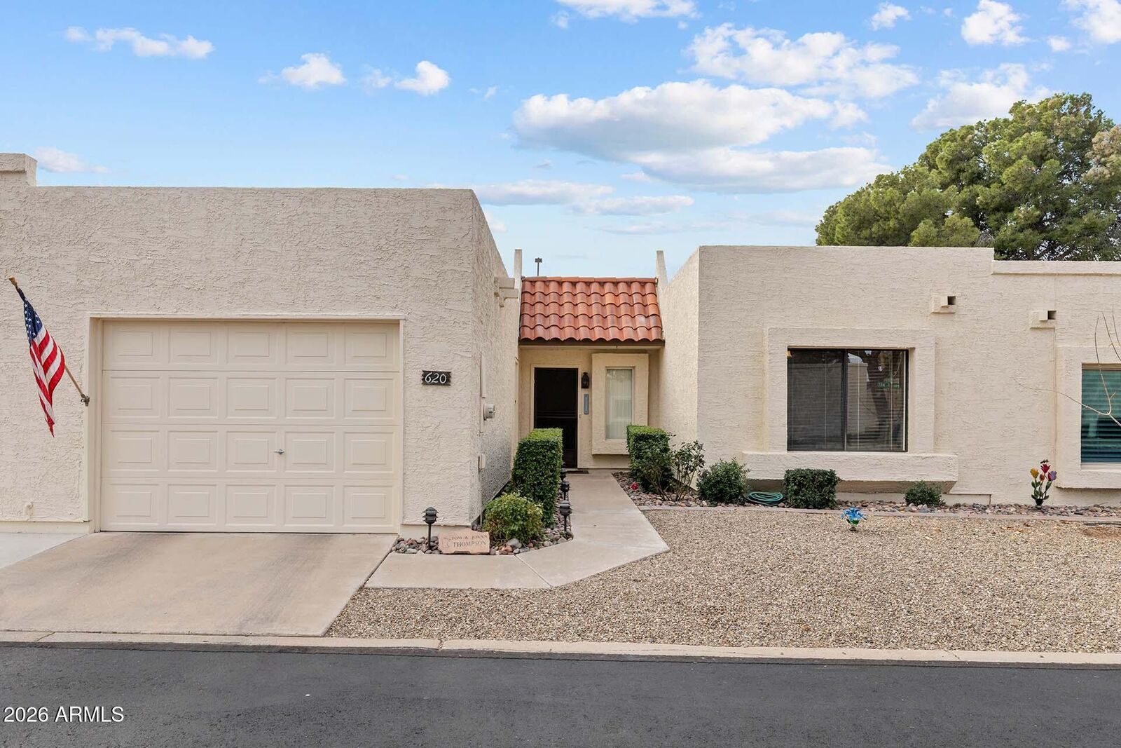Property Photo:  620 S Privet Way  AZ 85208 