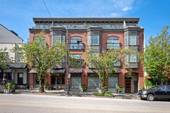 Property Photo: 4463 W 10th Avenue 306 BC V6R 2H8