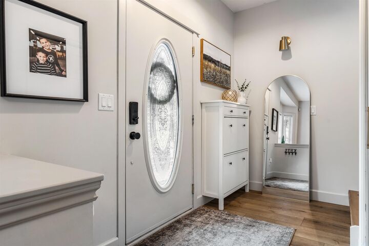 Photo de la propriété:  46460 Ashby Drive  BC V2R 5N4 