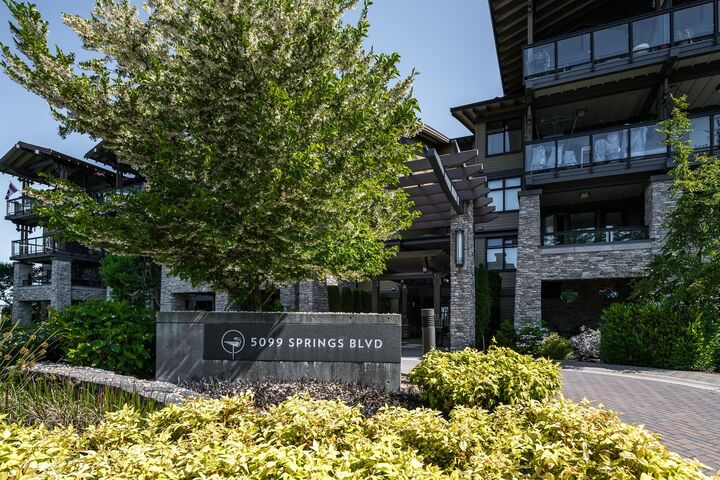 Property Photo: 5099 Springs Boulevard 210 BC V4M 0A2