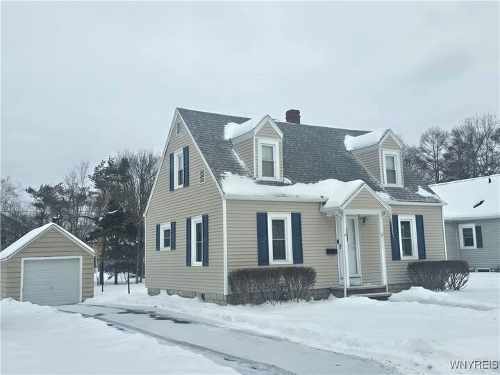 Property Photo:  17 Stevens Avenue  NY 14727 