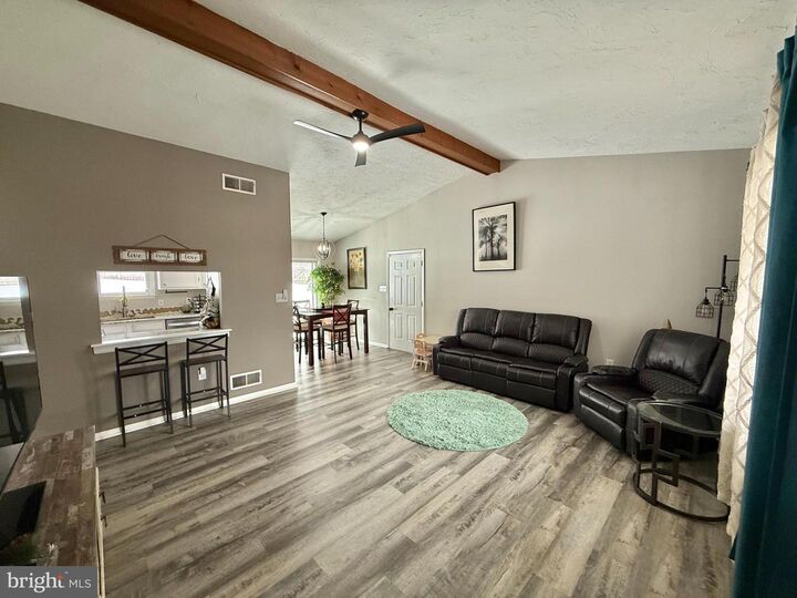 Property Photo:  335 Donna Lane  PA 17403 