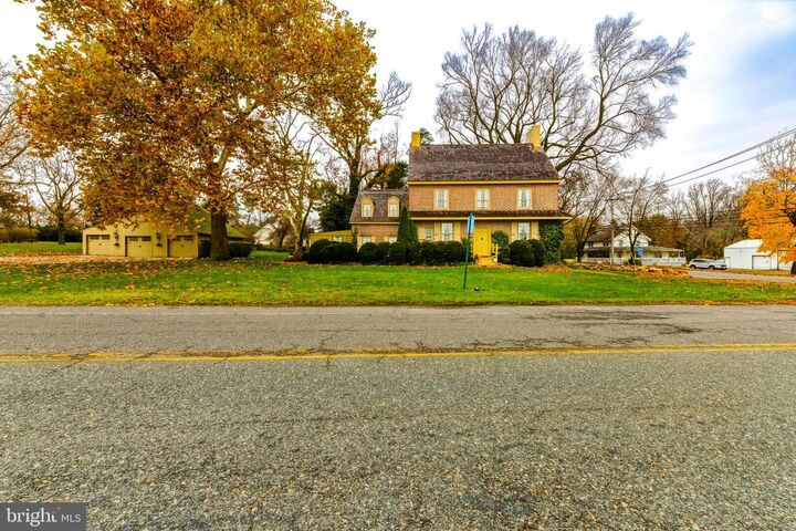 Property Photo:  1349 Kings Highway  NJ 08098 