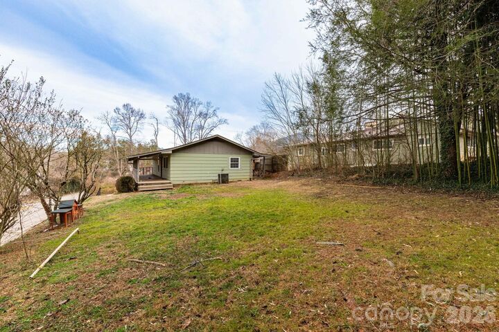 Property Photo:  6 Overlook Circle  NC 28803 
