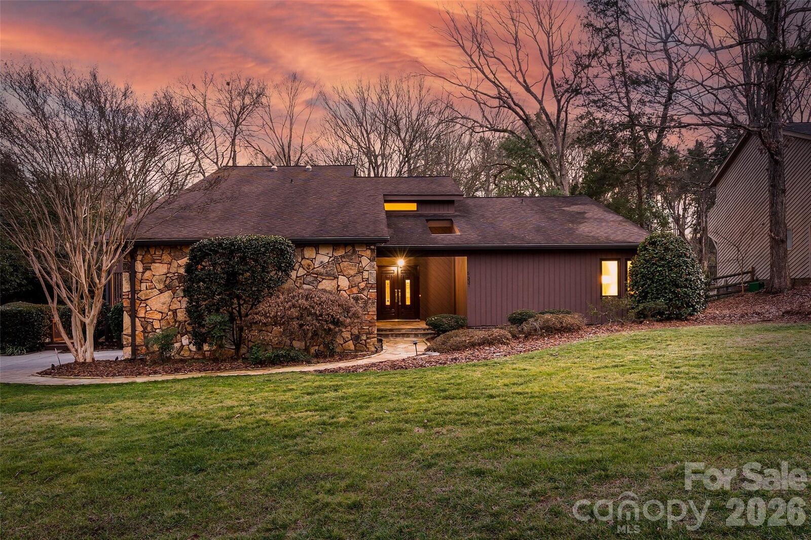 Property Photo:  5337 Hillingdon Road  NC 28226 