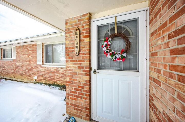 Property Photo: 147 N Ruskin Drive OH 45246