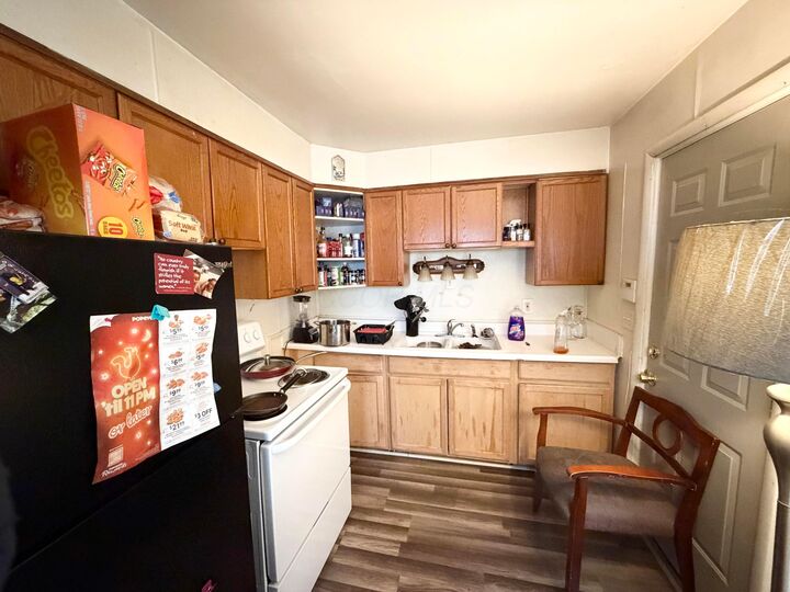 Property Photo:  845 S Hampton Road  OH 43227 