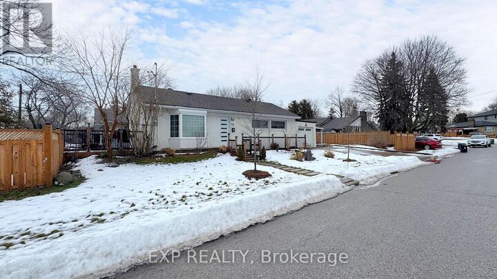 Property Photo:  12 Bonnechere Crescent  ON M1K 4Y8 