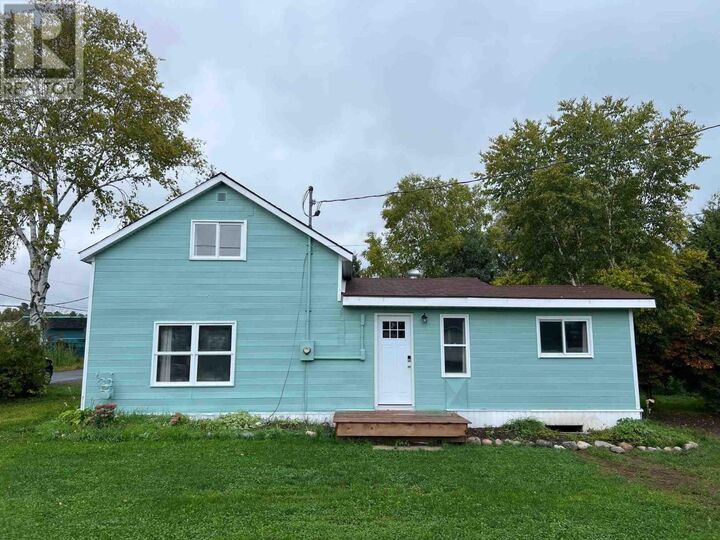 Photo de la propriété:  13 Quincy St  ON P0R 1C0 