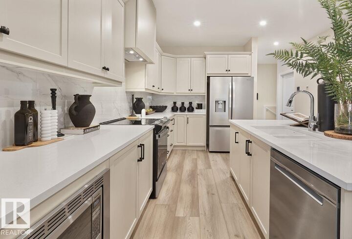 Property Photo: 12842 213A Street NW AB T5S 0R5