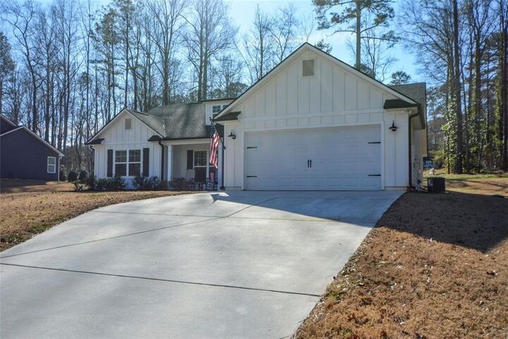 Property Photo:  42 Pine Hill Street  GA 30263 