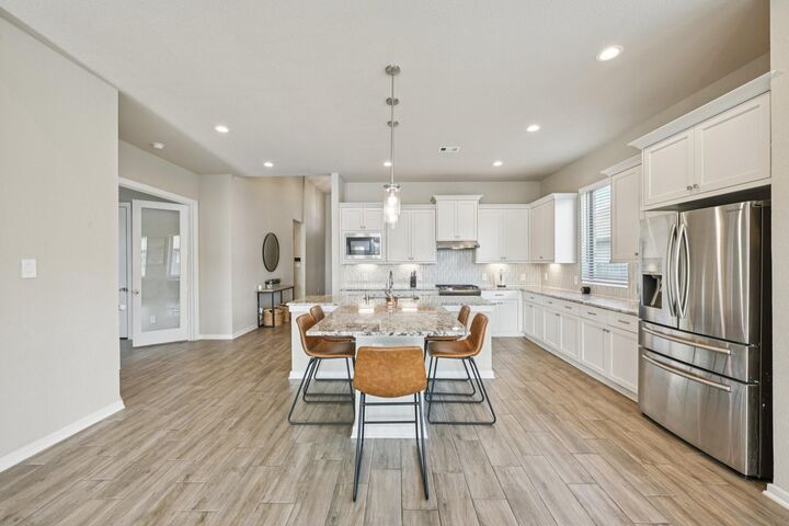 Property Photo: 4734 Franklin Way TX 77583